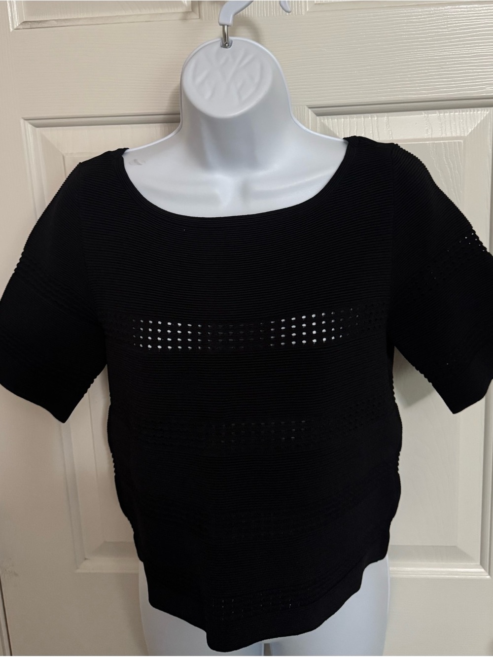 Black Short-Sleeve Knit Top cropped White House Black Market Small